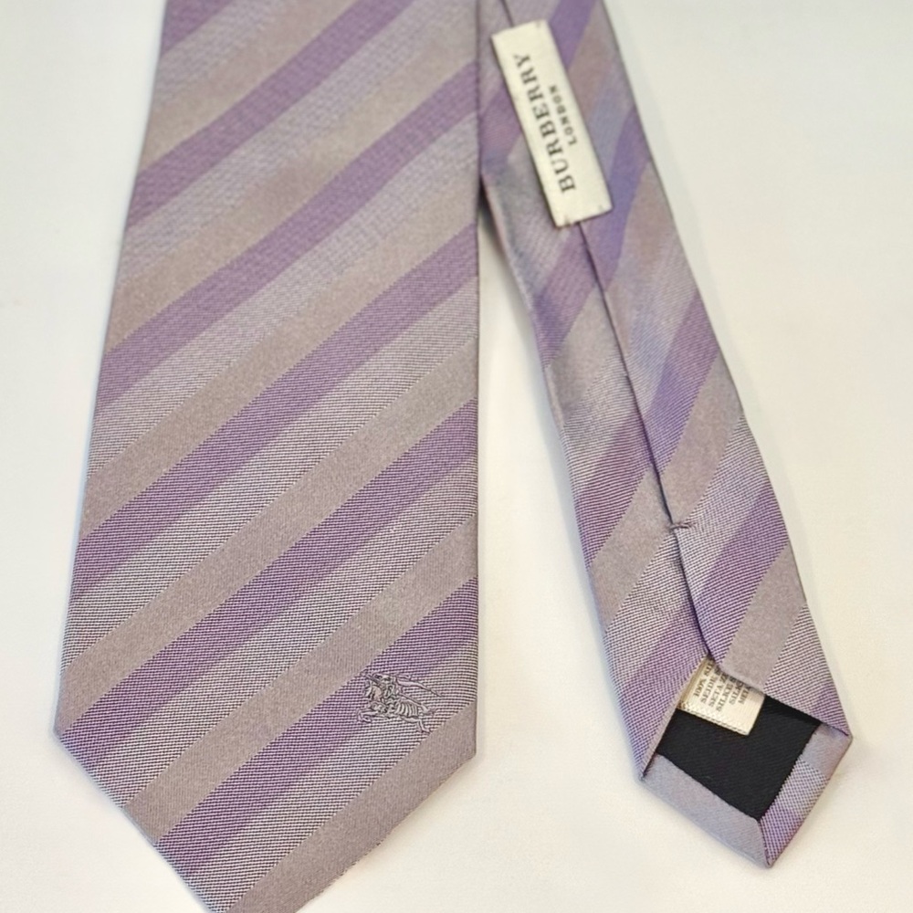 Burberry Men's Equestrian Knight Purple & Gray Striped Tie (NEW CONDITION)